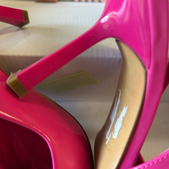 Anne Klein Pink High Heeled sling back Pumps - Picture 7 of 7
